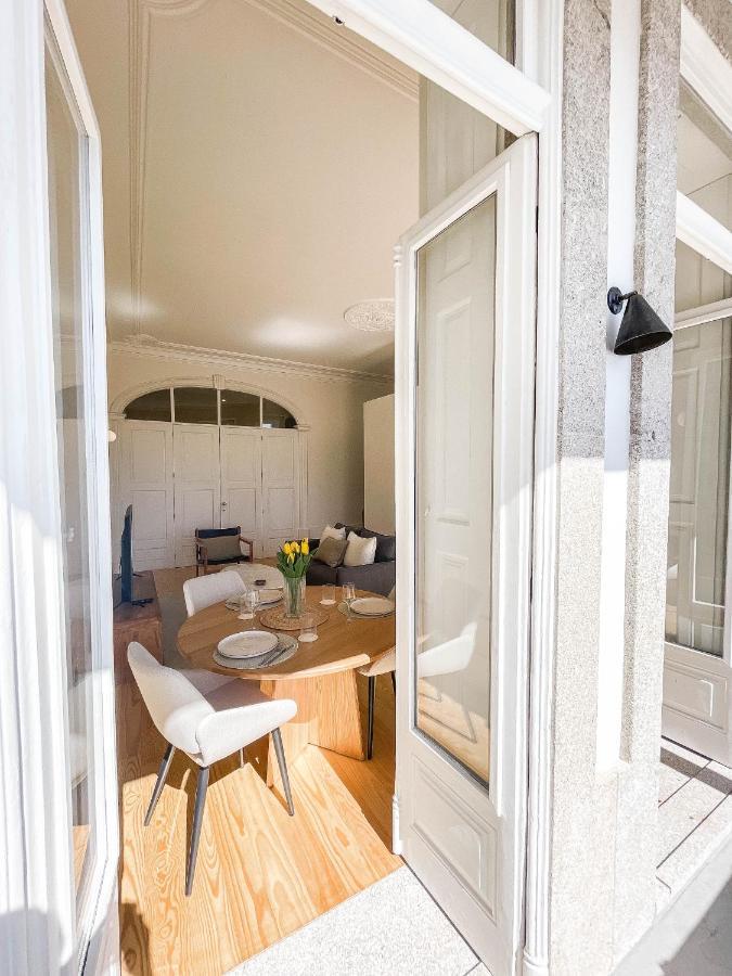 Modern Charming Loft With Balcony In Central Porto Exterior foto
